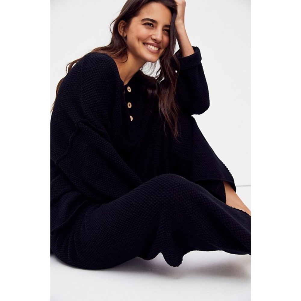 Free People Beach Hailee Sweater Top Black Button Detailing Waffle Knit Size S - Picture 2 of 5